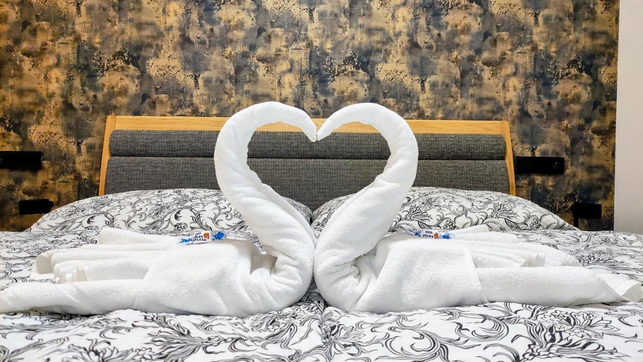 Grand Spa Harrachov - Wellness Luxusni Apartman S Velkou Virivkou, Saunou, Kuchyni A Venkovnim Posezenim V Centru Harrachova Bagian luar foto