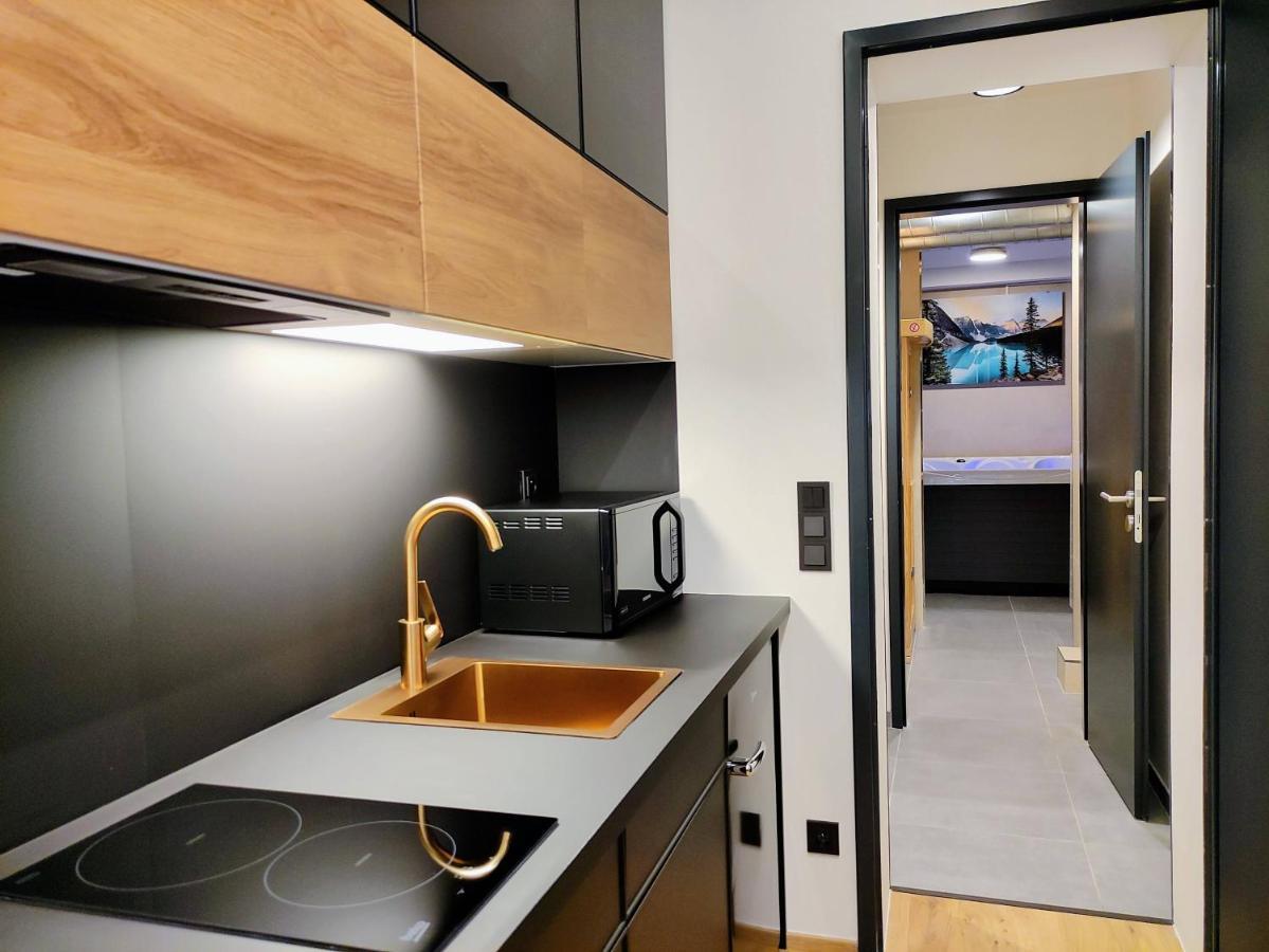 Grand Spa Harrachov - Wellness Luxusni Apartman S Velkou Virivkou, Saunou, Kuchyni A Venkovnim Posezenim V Centru Harrachova Bagian luar foto